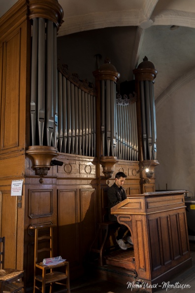 0081_notre-dame_eglise_orgue-organiste-2.jpg